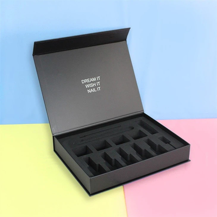 Black magnetic gift box with  EVA insert (3)